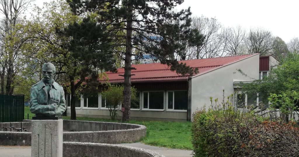 L'istituto partner Osnovna šola Karla Destovnika-Kajuha a Lubiana. Fonte: Facebook